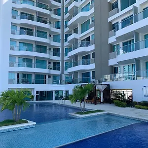Rodadero Sur Playa Salguero A 200 Mts Del Mar Santa Marta (Magdalena)